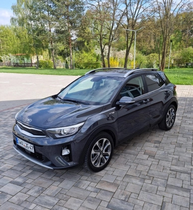 Kia Stonic cena 59900 przebieg: 78000, rok produkcji 2018 z Pabianice małe 781